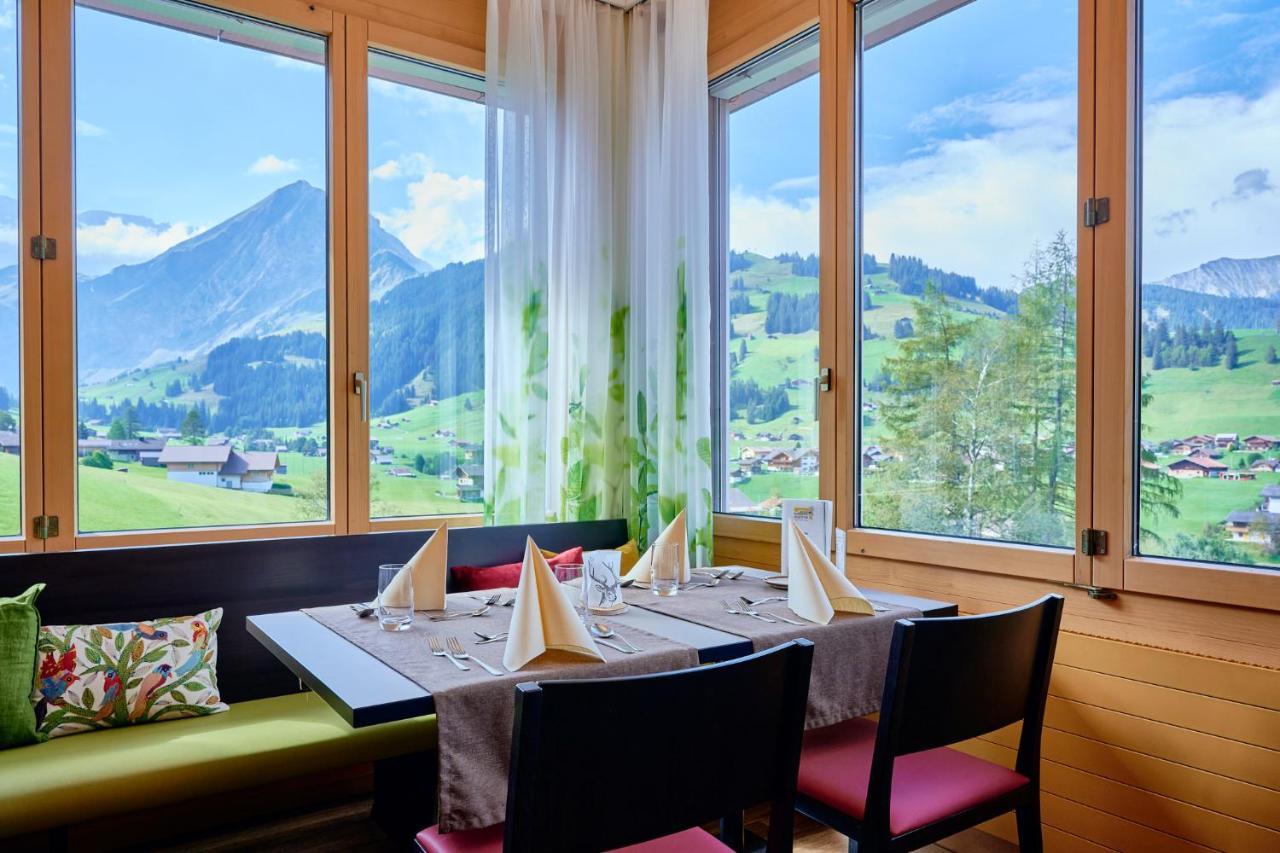 Ferien- Und Familienhotel Alpina Adelboden Exterior photo
